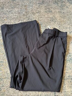 HALARA Black Wide-Leg Trousers